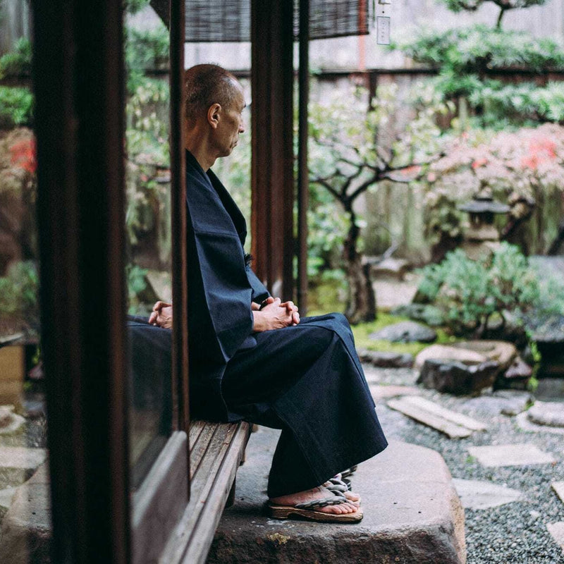 【日本預購】朝夕｜森林低煙線香禮盒 (檜木+雪松木｜連香座)