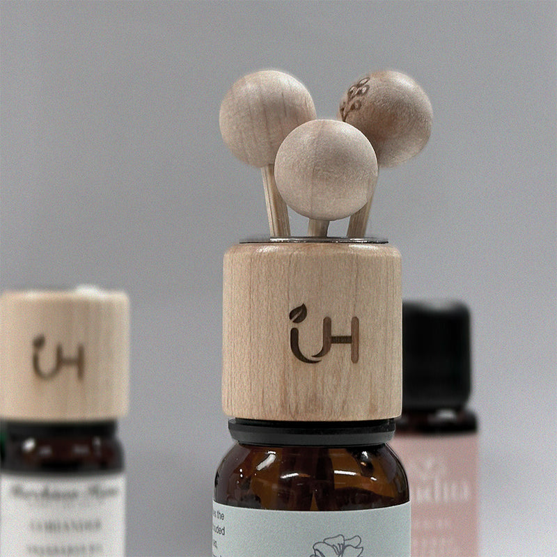 【Christmas Gift Set】Muditã Essential Oil with wooden diffuser