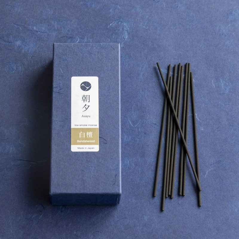 Asayu Japan ｜ Low Smoke[ Sandalwood Scent (40g)＋Navy Blue Lotus Incense Holder with Brass Stand ] Set (Pre-Order)