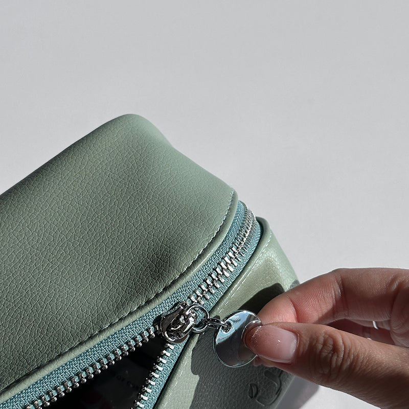 iHYGGE Travel Pouch

