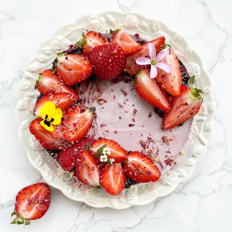 Strawberry (Fake Ice Cream) Cake